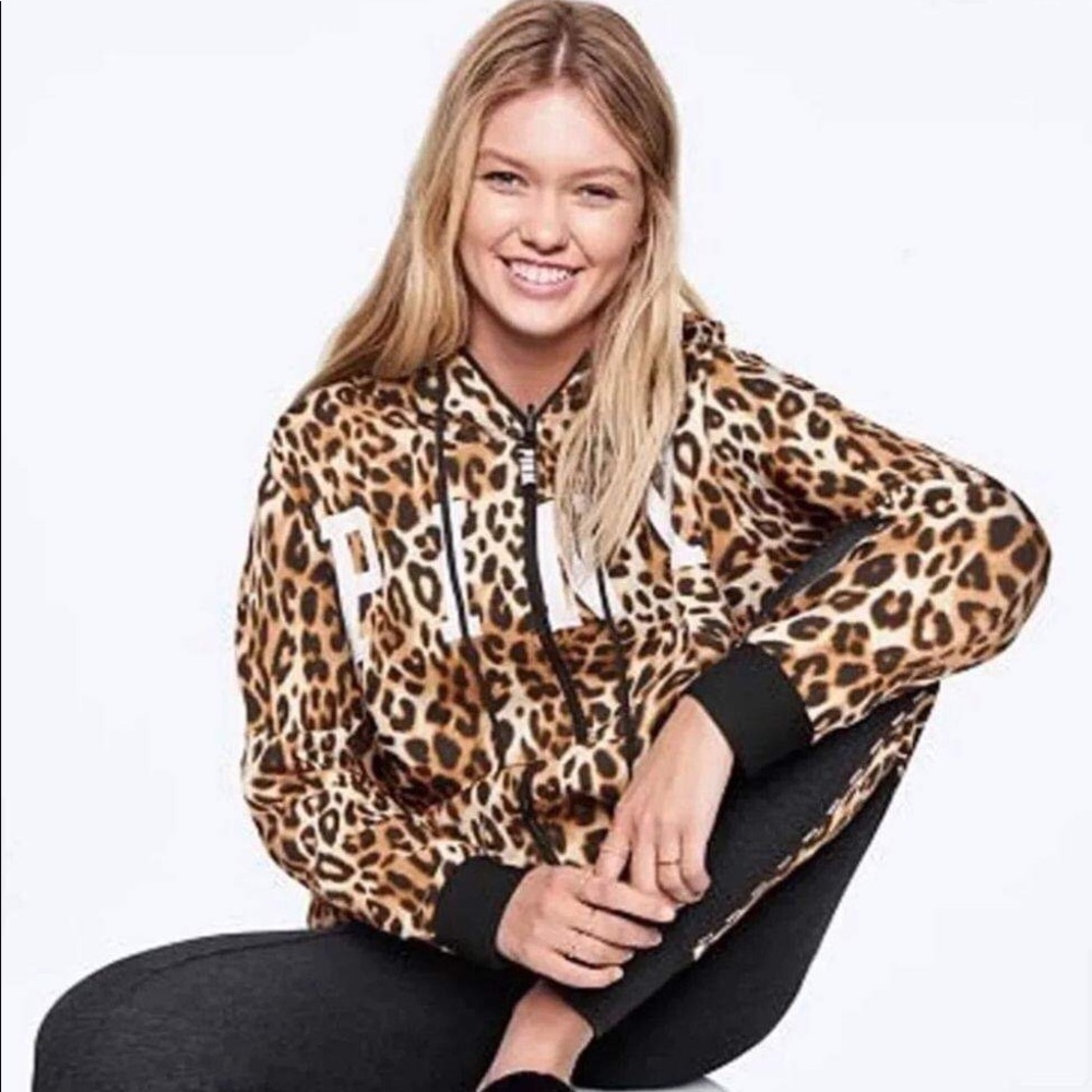 *SOLD* NWT VS PINK Leopard 3pc Set - Picture 2 of 8